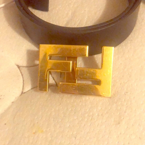 Fendi Accessories - Fendi belt buckle